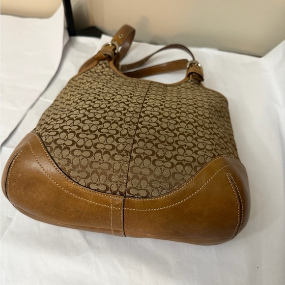 Coach Y2K Soho Mini-Signature Slim Hobo khaki doe brown #7025